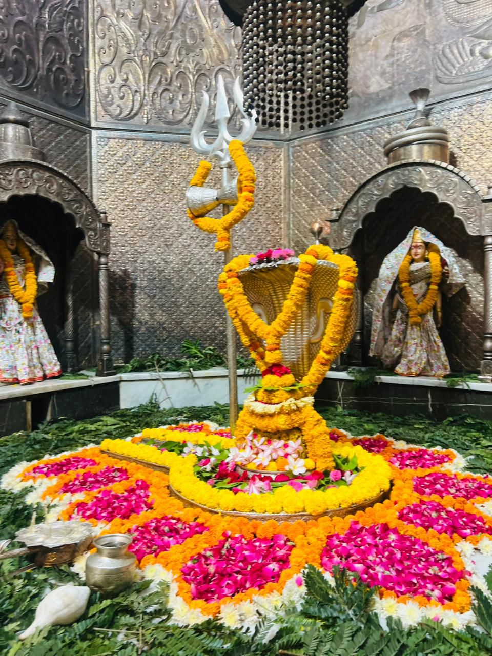 Temple photo gallery image